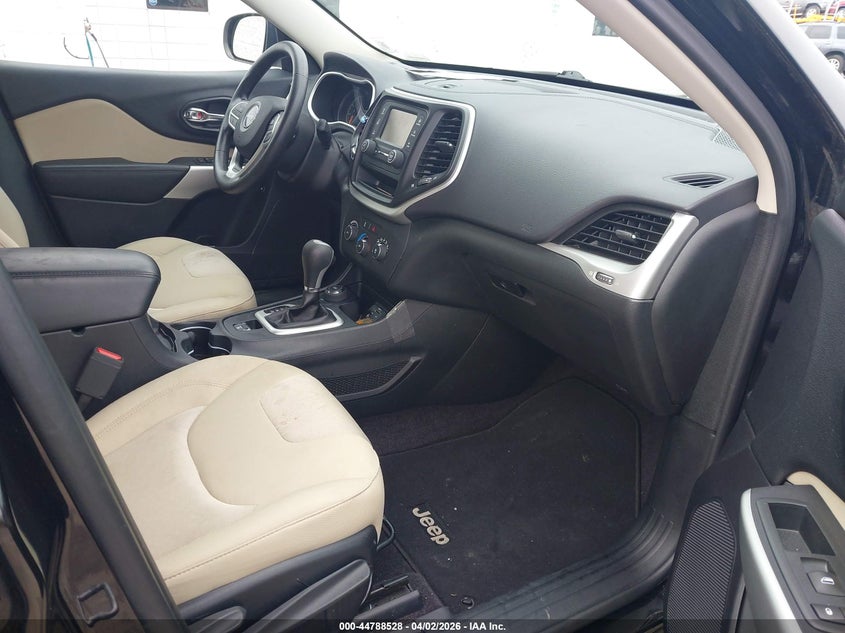 2017 Jeep Cherokee Sport