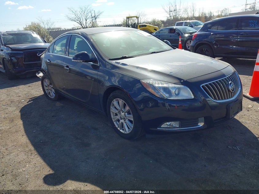 2013 Buick Regal Premium 2