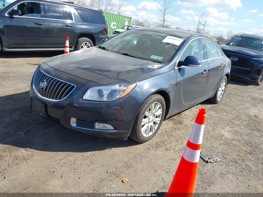 2013 Buick Regal Premium 2