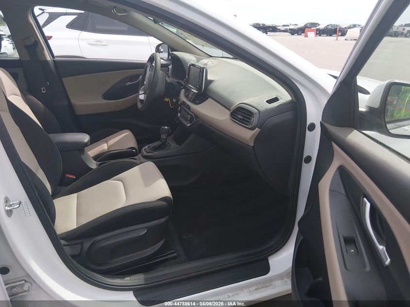 VIN KMHH35LE3JU016309 2018 HYUNDAI ELANTRA GT