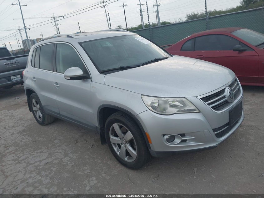 2010 Volkswagen Tiguan Wolfsburg Edition