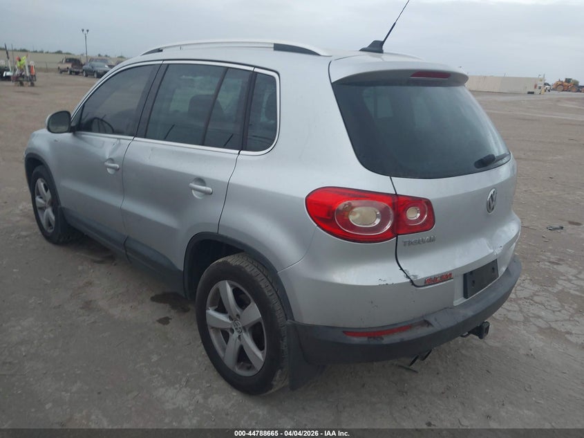 2010 Volkswagen Tiguan Wolfsburg Edition