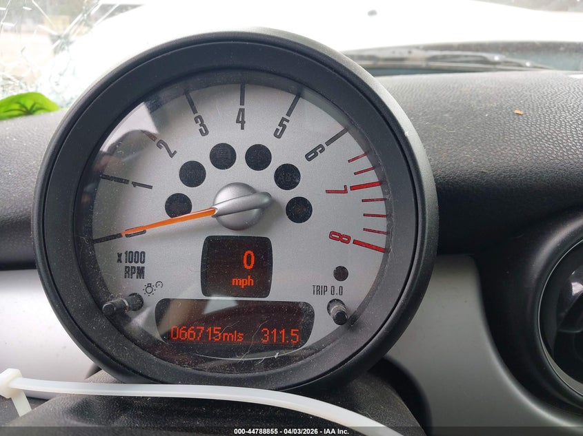 2011 MINI COOPER HATCHBACK 1.6L I-4 DOHC, VVT, 121HP