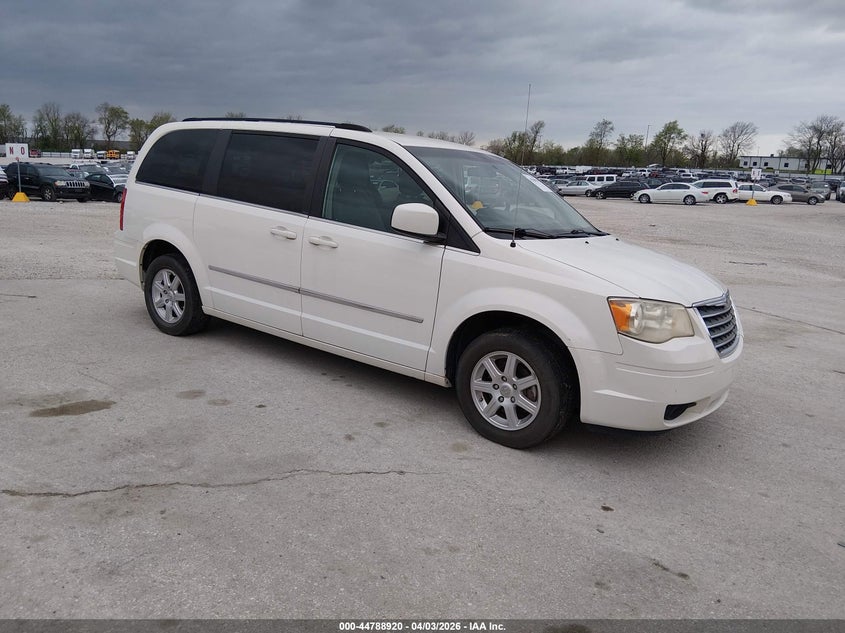 2010 Chrysler Town & Country Touring