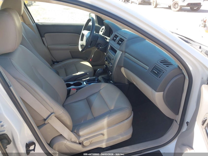 2010 FORD FUSION auction photo 5