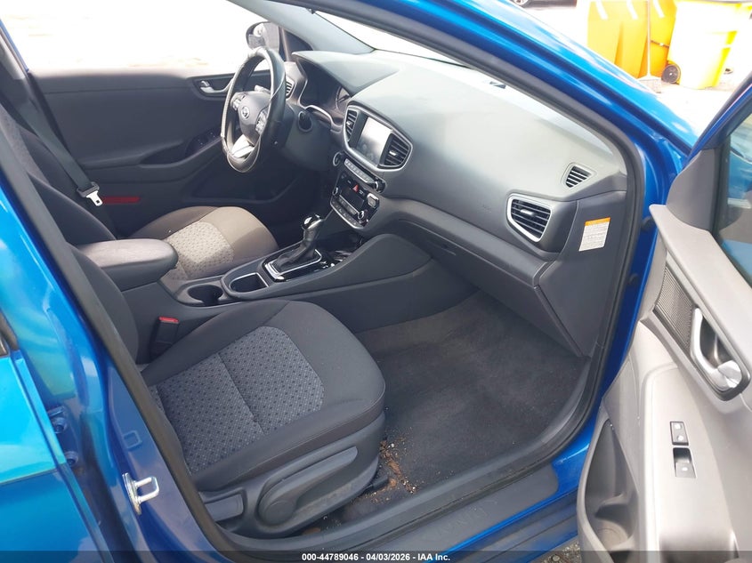 2017 Hyundai Ioniq Hybrid Blue