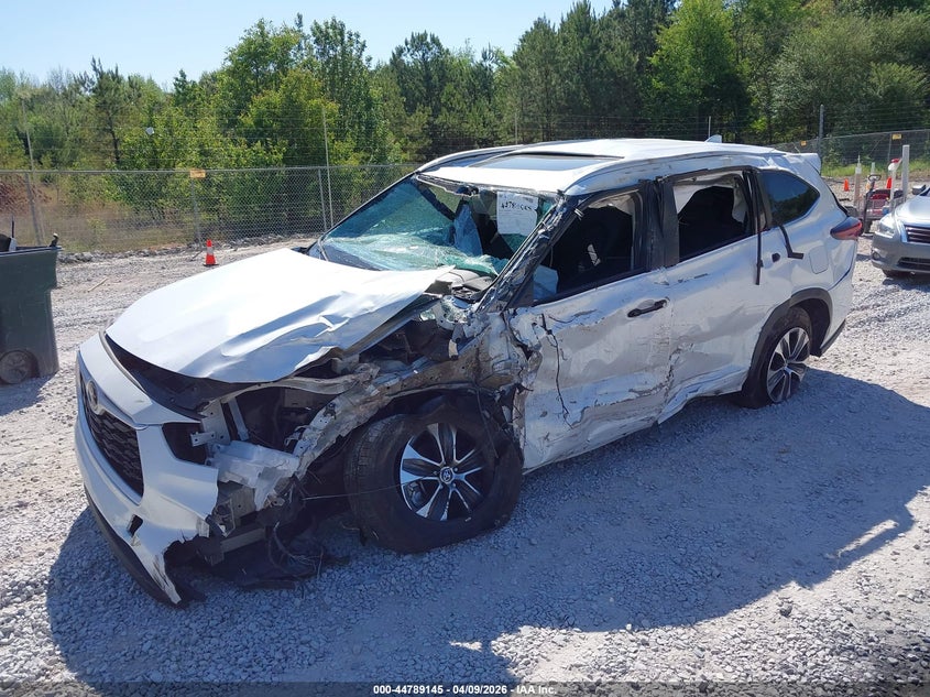 2024 Toyota Highlander Xle