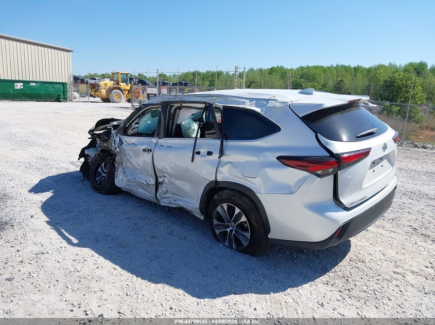 2024 Toyota Highlander Xle