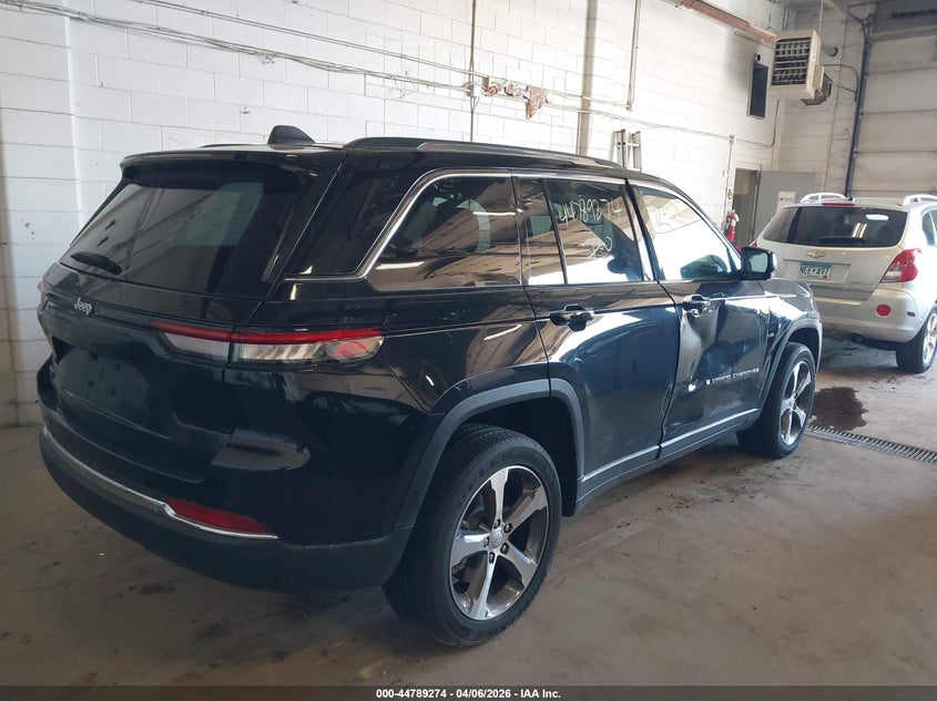 2024 JEEP GRAND CHEROKEE 4XE auction photo 4
