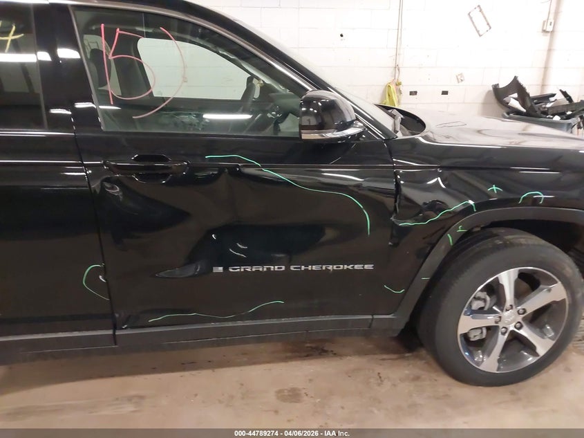 2024 JEEP GRAND CHEROKEE 4XE auction photo 6
