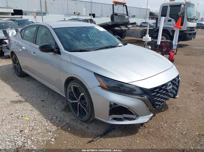 2024 Nissan Altima Sr Fwd