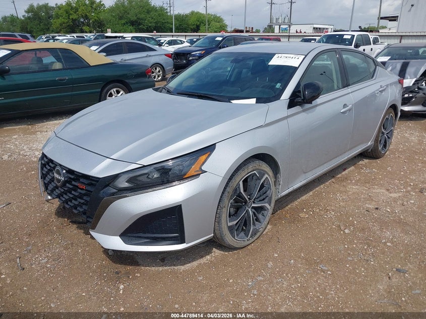 2024 Nissan Altima Sr Fwd