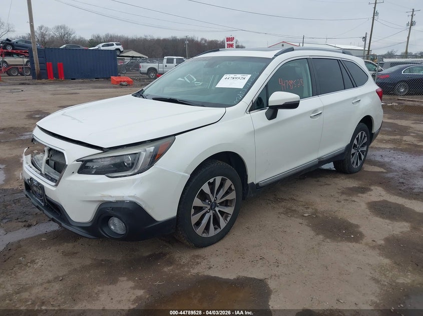 2018 Subaru Outback 3.6r Touring 4S4BSETC5J3240310 photo 1