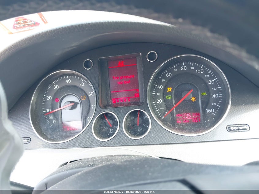 2006 Volkswagen Passat 2.0T VIN: WVWEK93CX6P060345 Lot: 44789677