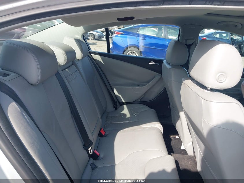 2006 Volkswagen Passat 2.0T VIN: WVWEK93CX6P060345 Lot: 44789677