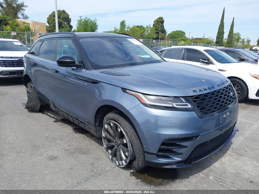 2018 Land Rover Range Rover Velar P250 Se R-Dynamic VIN: SALYL2RX9JA777464 Lot: 44789682