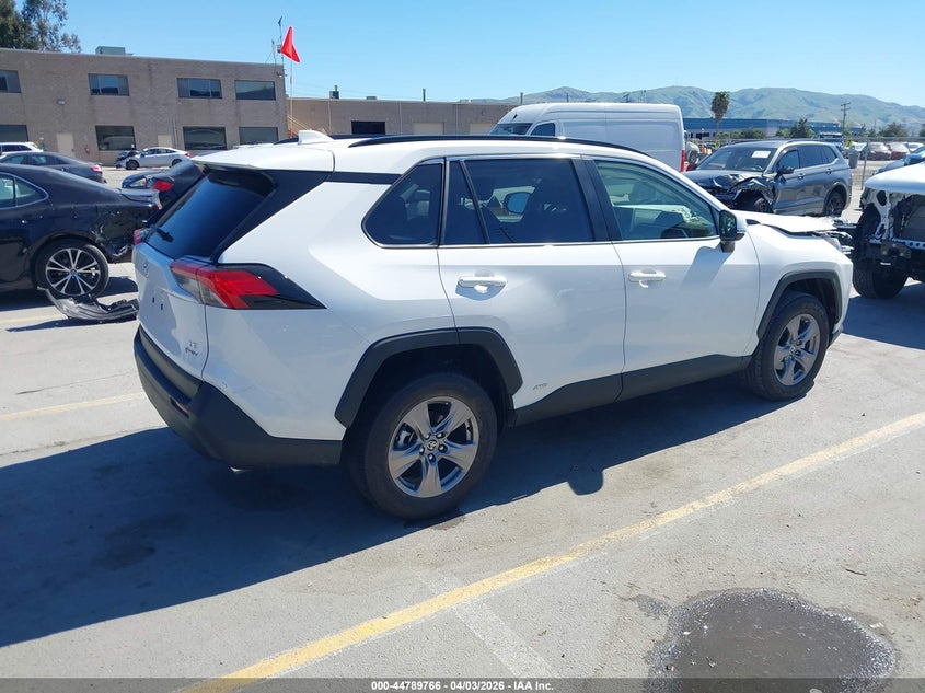 2025 Toyota Rav4 Hybrid Le