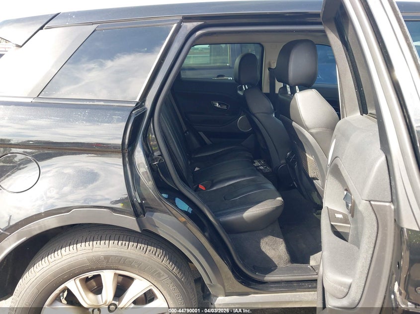 2015 Land Rover Range Rover Evoque Pure VIN: SALVN2BG5FH013553 Lot: 44790001