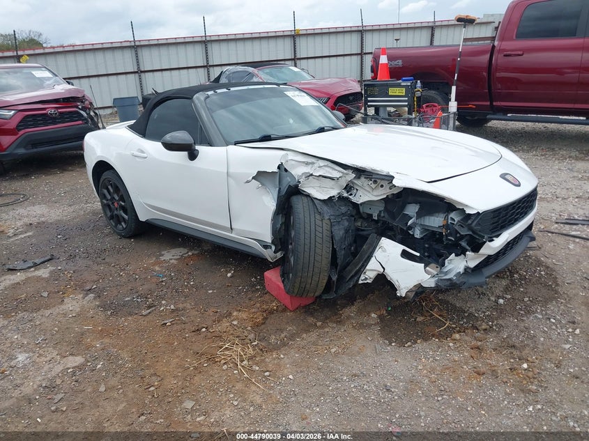 2019 Fiat 124 Spider Abarth