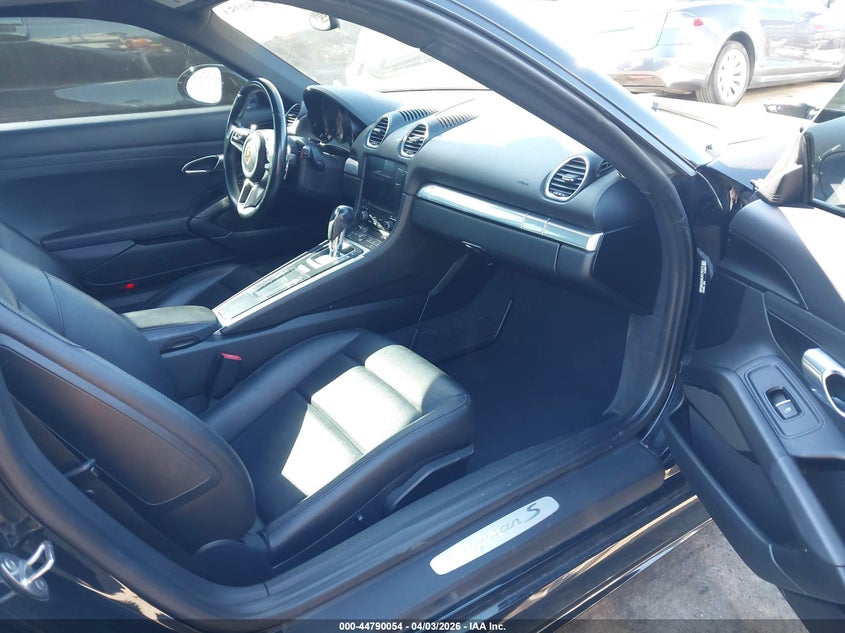 2018 Porsche 718 Cayman S