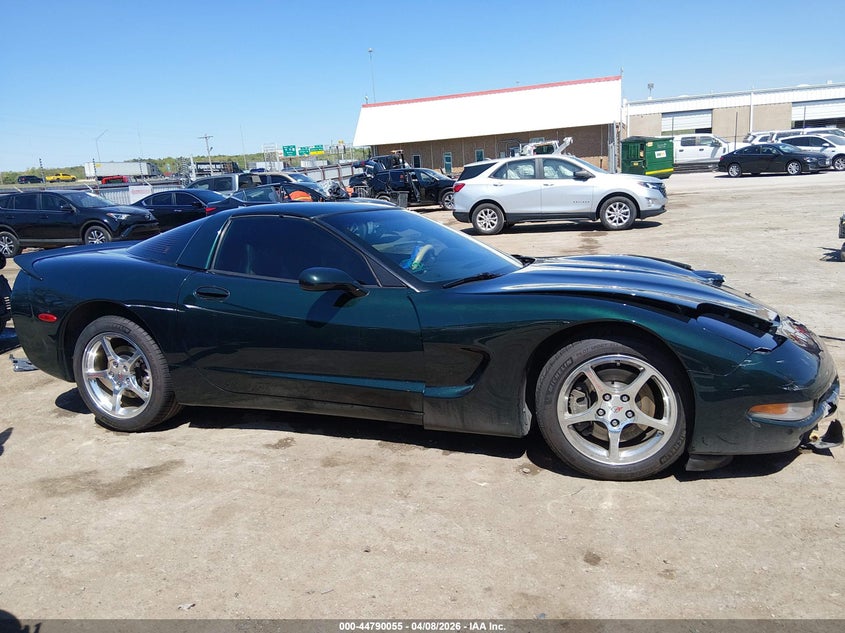 2001 Chevrolet Corvette VIN: 1G1YY22G215122714 Lot: 44790055