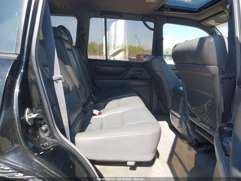 2000 Toyota Land Cruiser VIN: JT3HT05J1Y0110275 Lot: 44790111