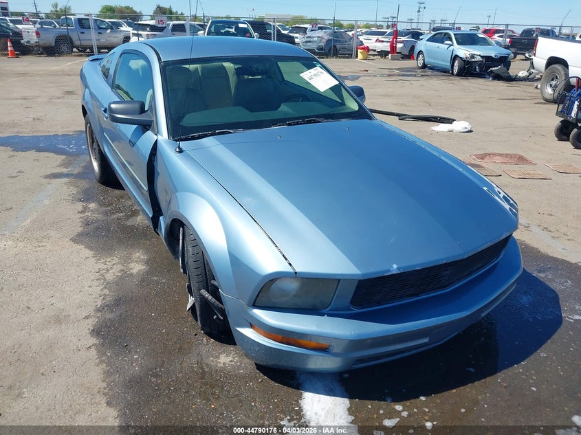 2007 Ford Mustang V6 Deluxe/V6 Premium