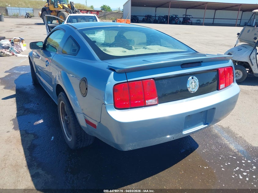 2007 Ford Mustang V6 Deluxe/V6 Premium