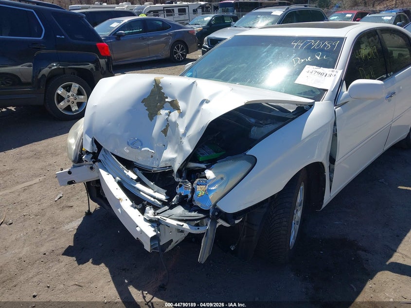 2004 Lexus Es 330 VIN: JTHBA30G445023860 Lot: 44790189