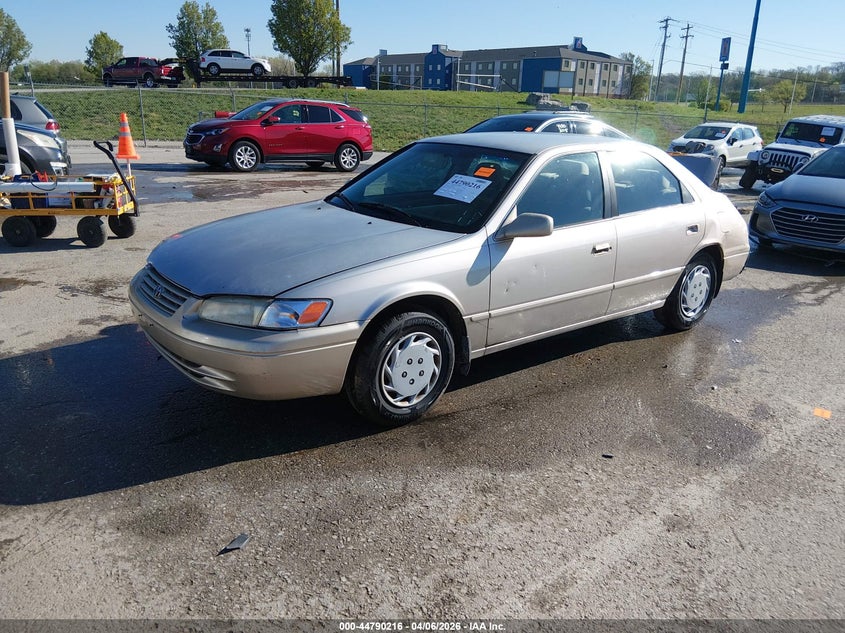 1999 Toyota Camry Le 4T1BG22K5XU453429 photo 1