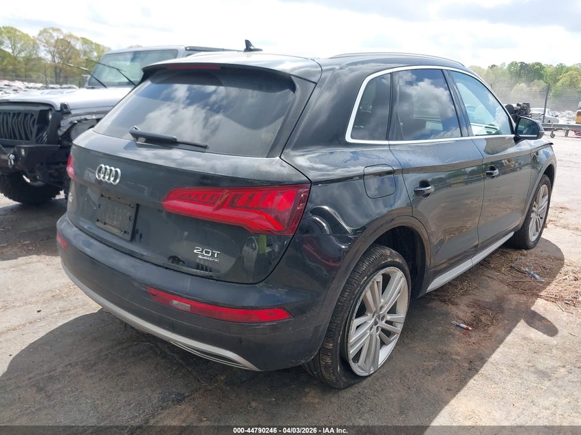 2018 Audi Q5 2.0T Premium/2.0T Tech Premium