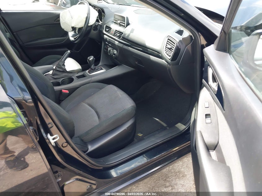 2014 Mazda Mazda3 I Touring