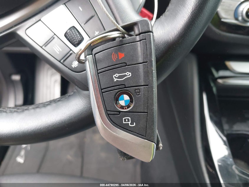 2021 BMW X4 xDrive30I VIN: 5UX2V1C01M9F44960 Lot: 44790295