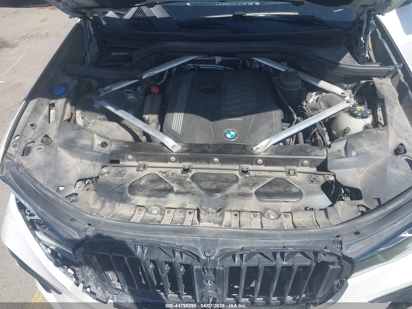 2021 BMW X7 xDrive40I VIN: 5UXCW2C0XM9F12001 Lot: 44790398