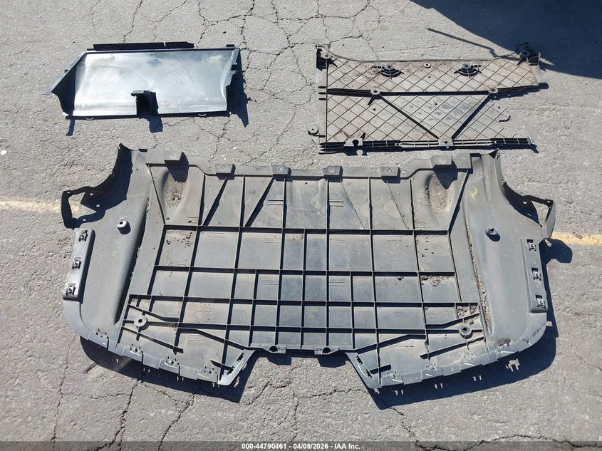 2023 Tesla Model X Dual Motor All-Wheel Drive/Standard Range VIN: 7SAXCDE57PF402694 Lot: 44790461