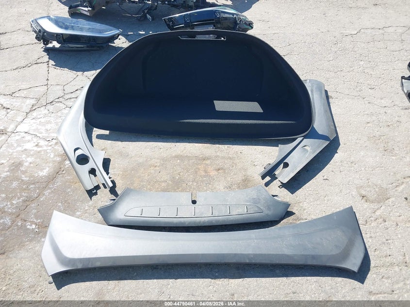 2023 Tesla Model X Dual Motor All-Wheel Drive/Standard Range VIN: 7SAXCDE57PF402694 Lot: 44790461