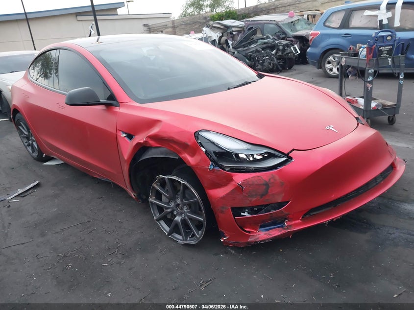 2022 Tesla Model 3 Long Range Dual Motor All-Wheel Drive