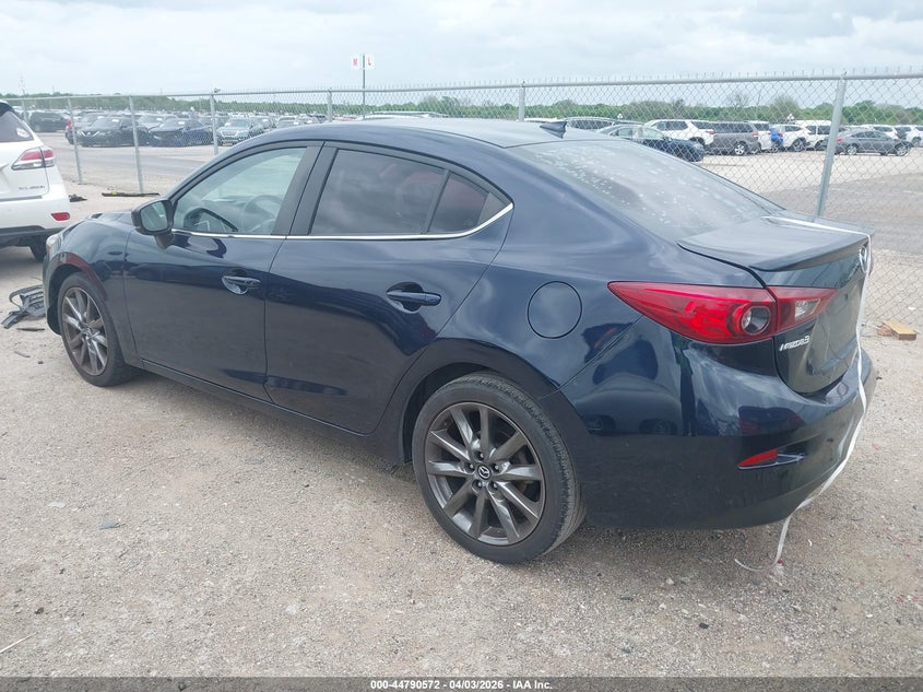 2018 Mazda Mazda3 Touring