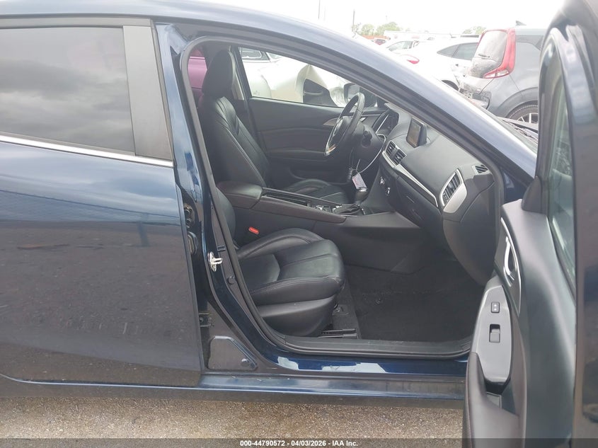 2018 Mazda Mazda3 Touring