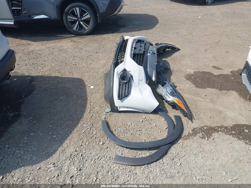 2022 Honda Hr-V Awd Ex VIN: 3CZRU6H54NM744195 Lot: 44790664