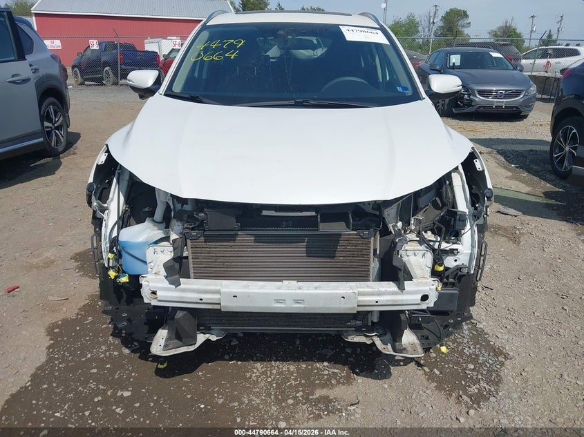 2022 Honda Hr-V Awd Ex VIN: 3CZRU6H54NM744195 Lot: 44790664