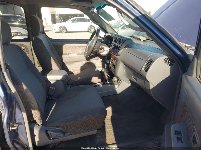 2000 Nissan Xterra Se/Xe