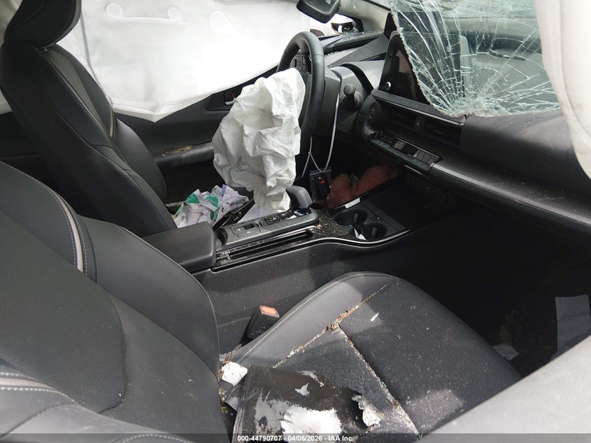 2024 Toyota Prius Xle