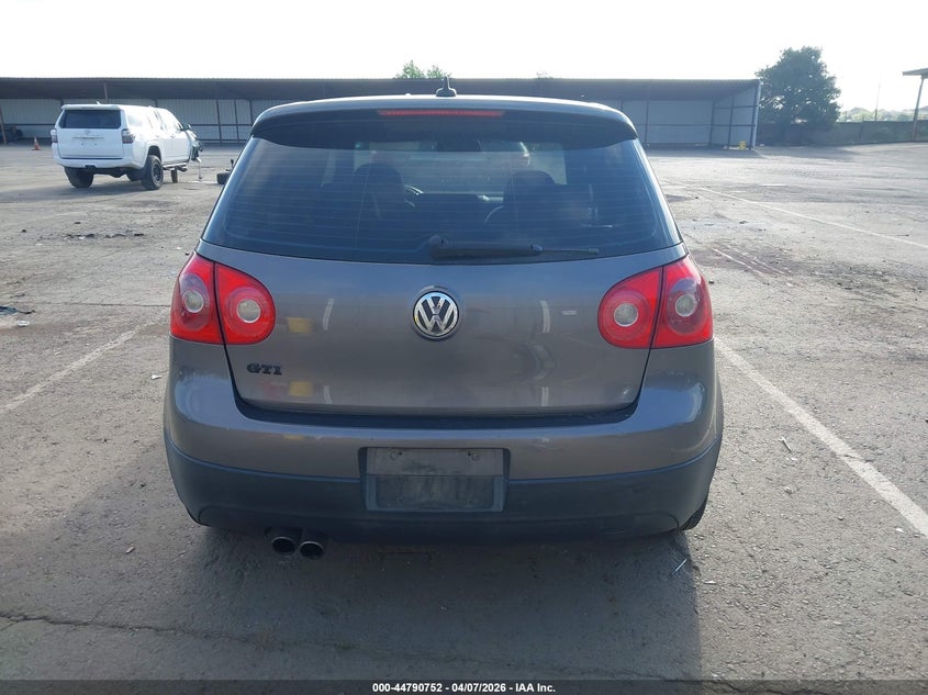2007 Volkswagen Gti 2-Door VIN: WVWEV71K47W129656 Lot: 44790752
