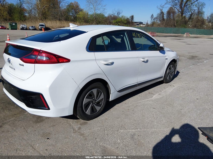 2019 Hyundai Ioniq Hybrid Sel