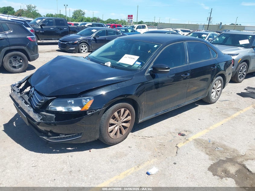 2014 Volkswagen Passat 2.5L Wolfsburg Edition