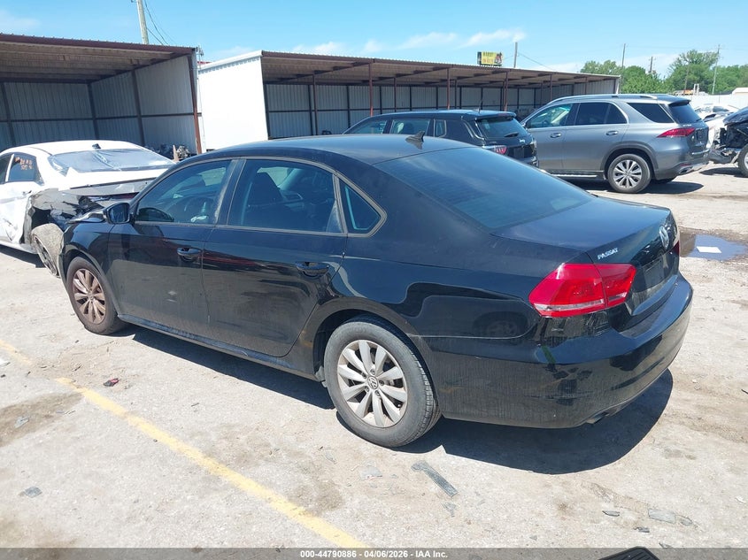 2014 Volkswagen Passat 2.5L Wolfsburg Edition
