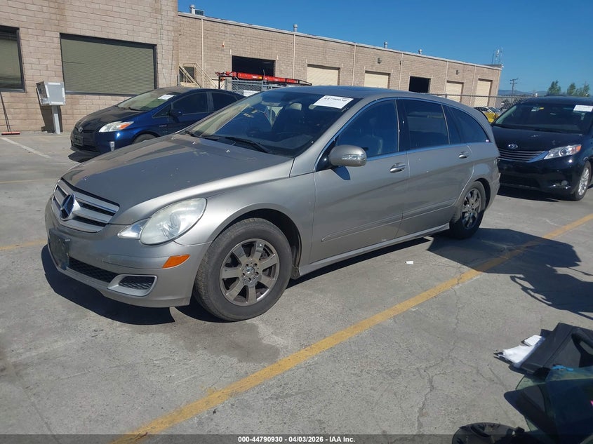 2006 Mercedes-Benz R 350 4Matic
