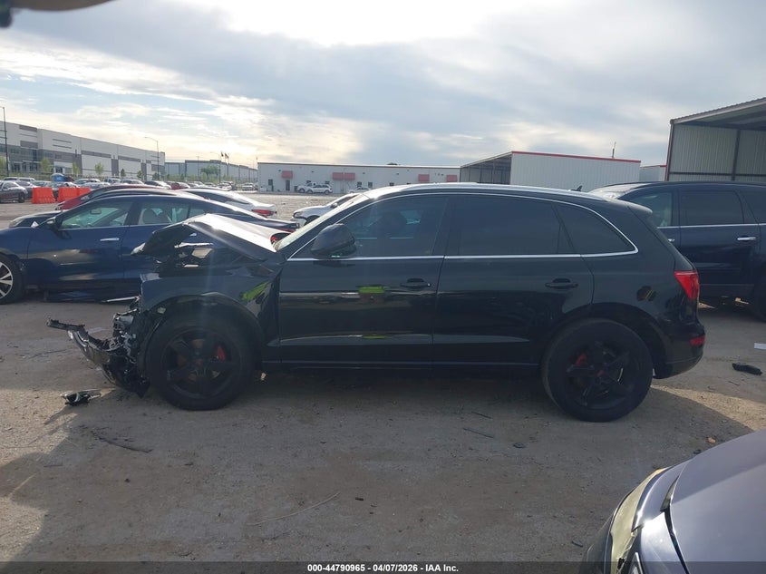 2011 Audi Q5 2.0T Premium VIN: WA1LFAFP1BA113310 Lot: 44790965