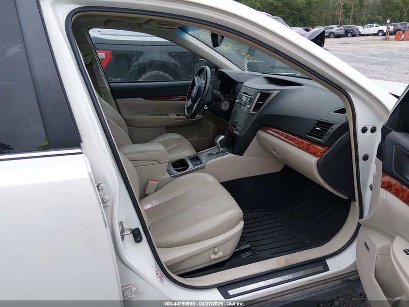 2011 Subaru Outback 2.5I Limited